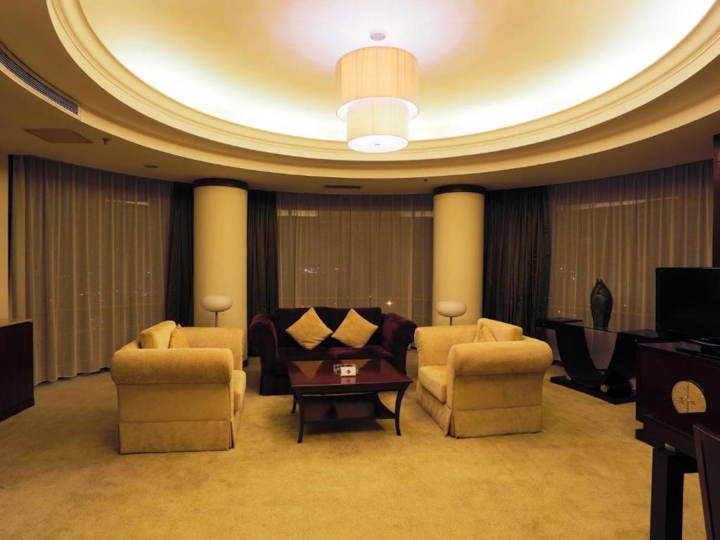 Hua Xia Pearl Hotel Foshan Exterior photo