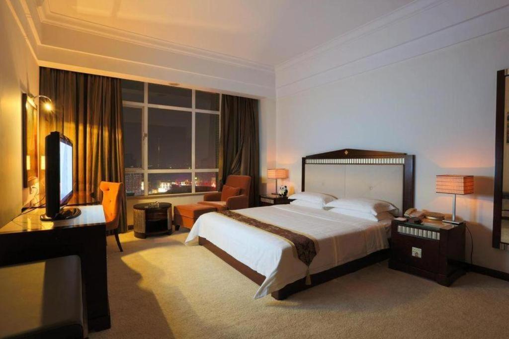 Hua Xia Pearl Hotel Foshan Exterior photo