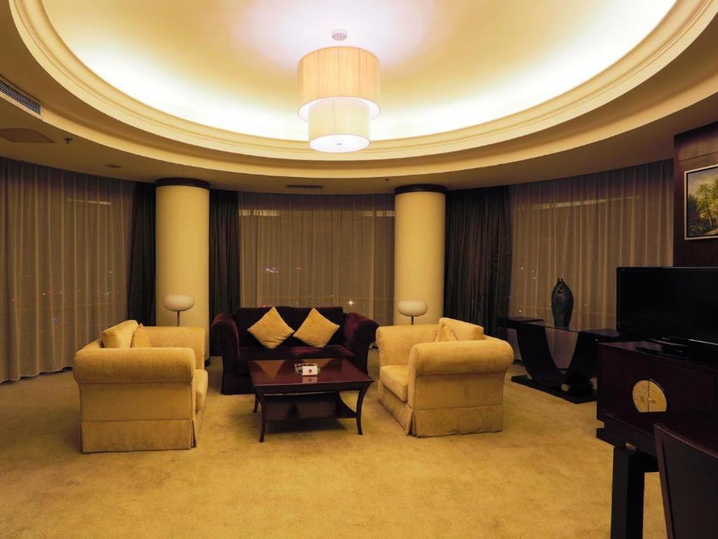 Hua Xia Pearl Hotel Foshan Exterior photo